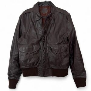Vintage 80s/90s A-2 brown leather bomber flight jacket size 40 / medium